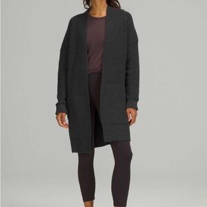 Lululemon Merino Wool Cardigan Heathered Black sz 0
